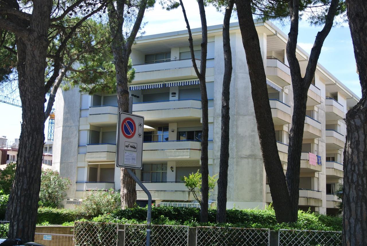 Apartmán Eva 45 Lignano Sabbiadoro Exteriér fotografie